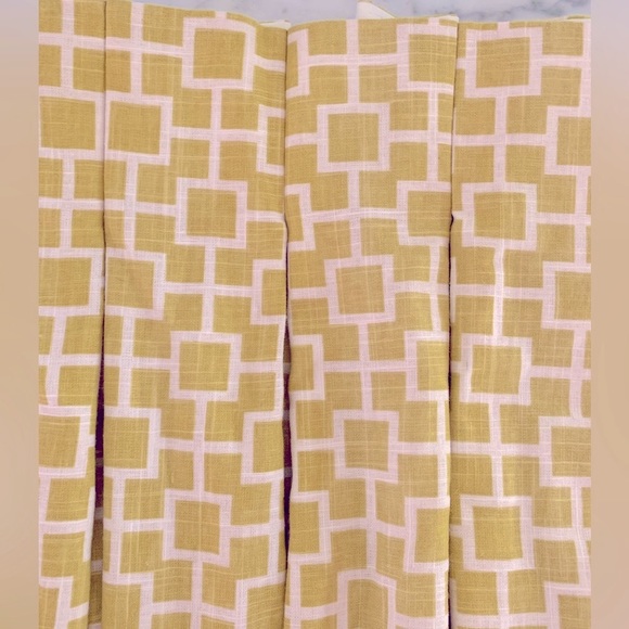 Curtains x2 panels chartreuse with geometric design inverted pleats lined - Picture 2 of 8